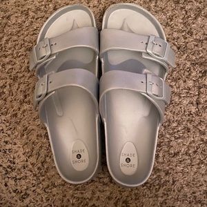Silver Shade and Shore Sandals Size 10